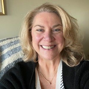 Meet your Posher, Beth